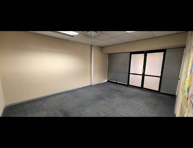 176.50M² OFFICE TO LET IN BO-DORP
